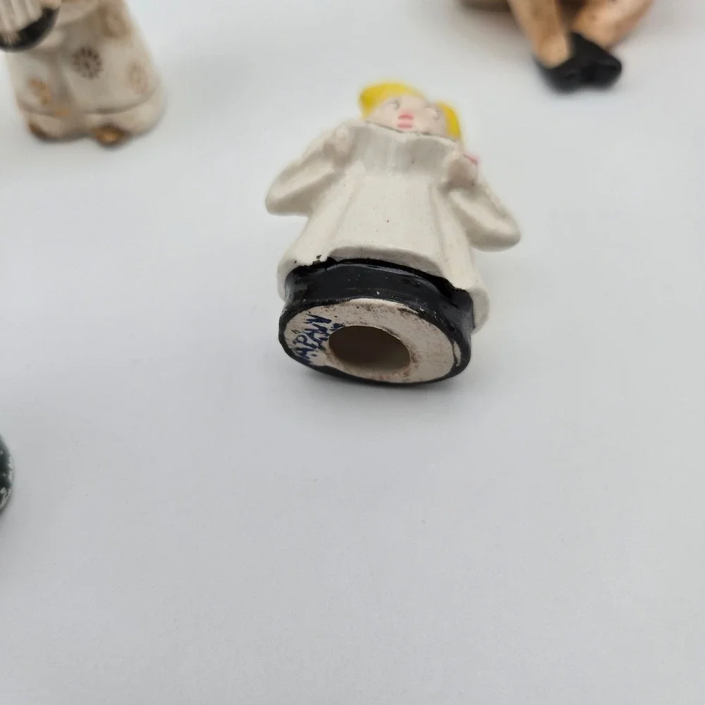 Unbranded vintage collection